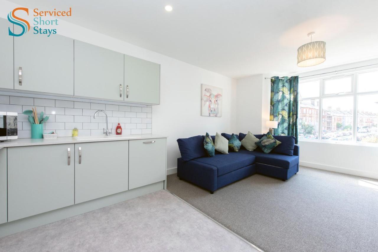 Bella, Two Bedroom Apartment Close To The Beach Margate Eksteriør bilde